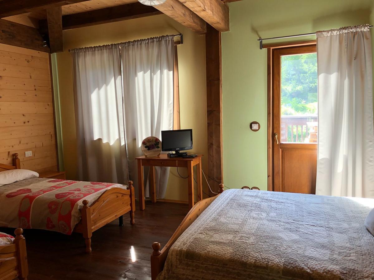 Chalet Rosa Dei Monti Piamprato Luaran gambar